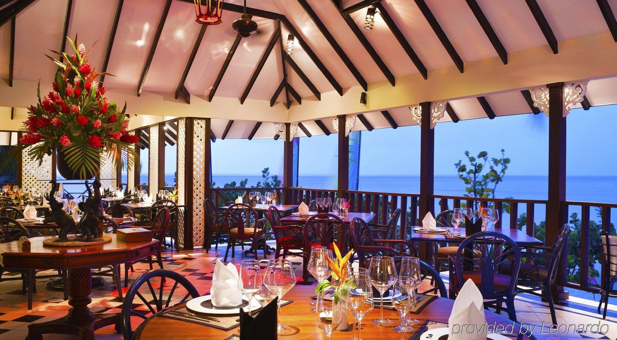 Bodyholiday คาสทรีส ภายนอก รูปภาพ