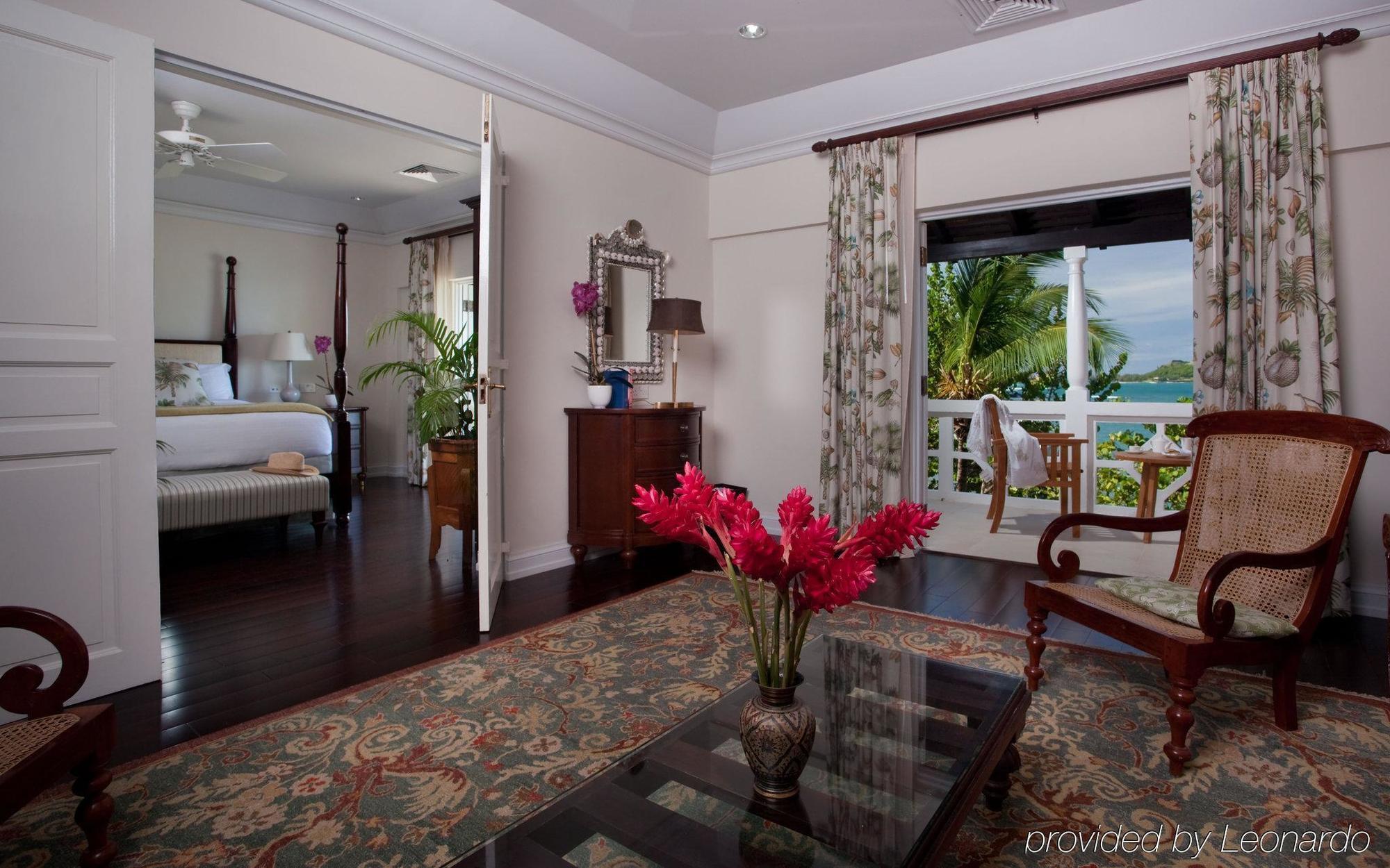 Bodyholiday คาสทรีส ภายนอก รูปภาพ